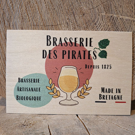 cartes-en-bois-imprimees-brasserie Carte postale professionnelle pour la promotion d'une brasserie artisanale bio
