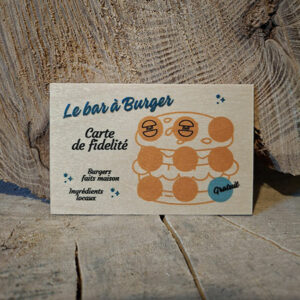 Carte de fidélité en bois pour un restaurant de fast-food