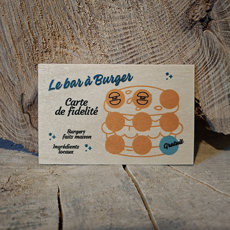 Carte de fidélité en bois pour un restaurant de fast-food